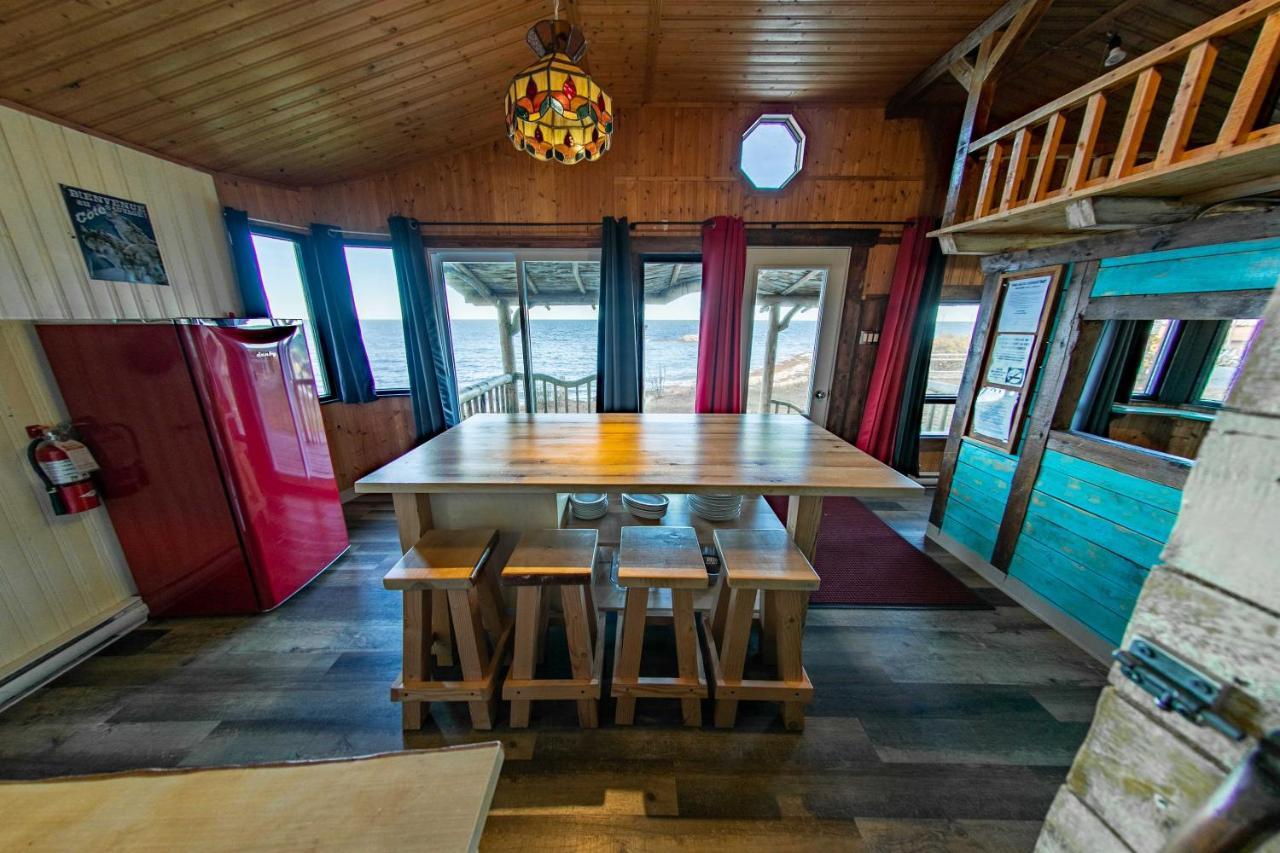 Auberge Festive Sea Shack Sainte Anne-des-Chênes Esterno foto